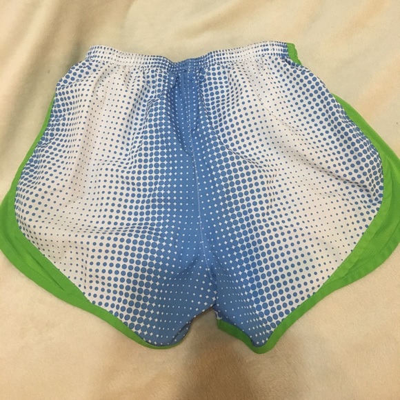 Blue and white nike shorts - Picture 2 of 3