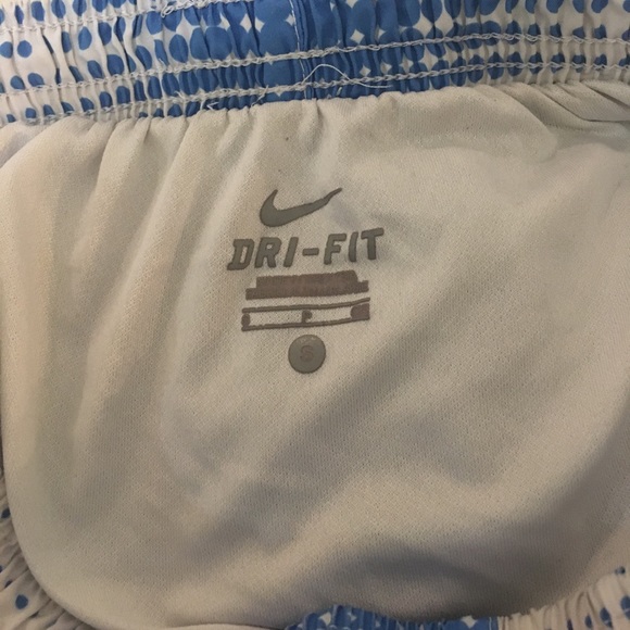 Blue and white nike shorts - Picture 3 of 3