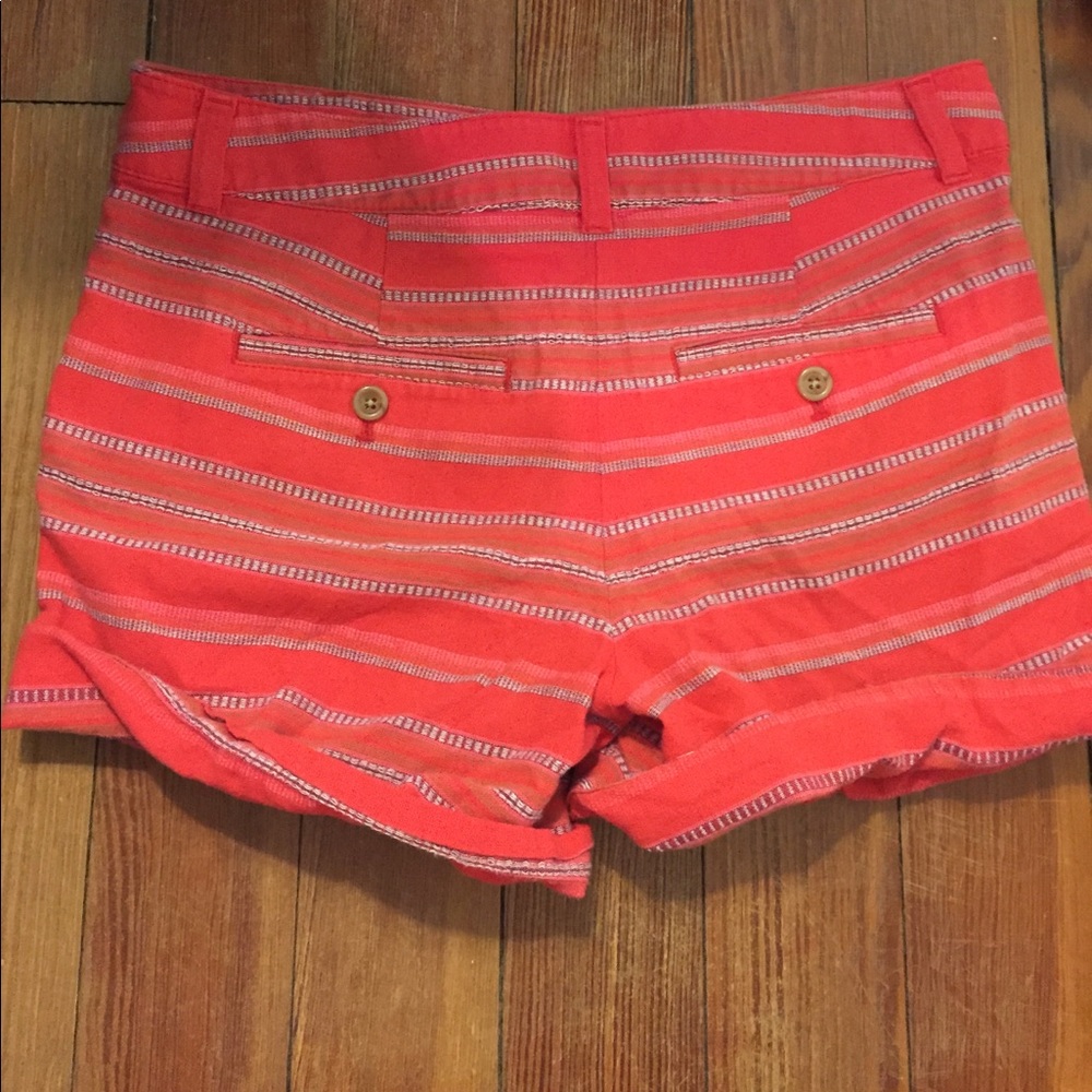 LOFT Aztec stripe shorts - Picture 3 of 3