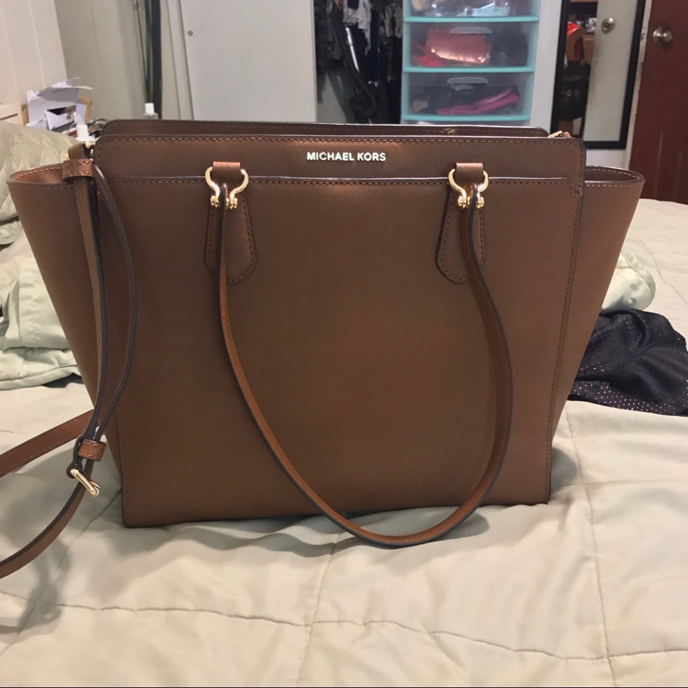 Michael Kors DeeDee Large Tote