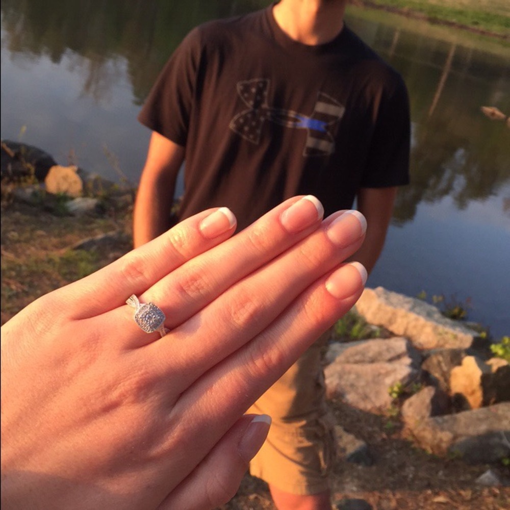 ❤❤WE'RE ENGAGED❤❤