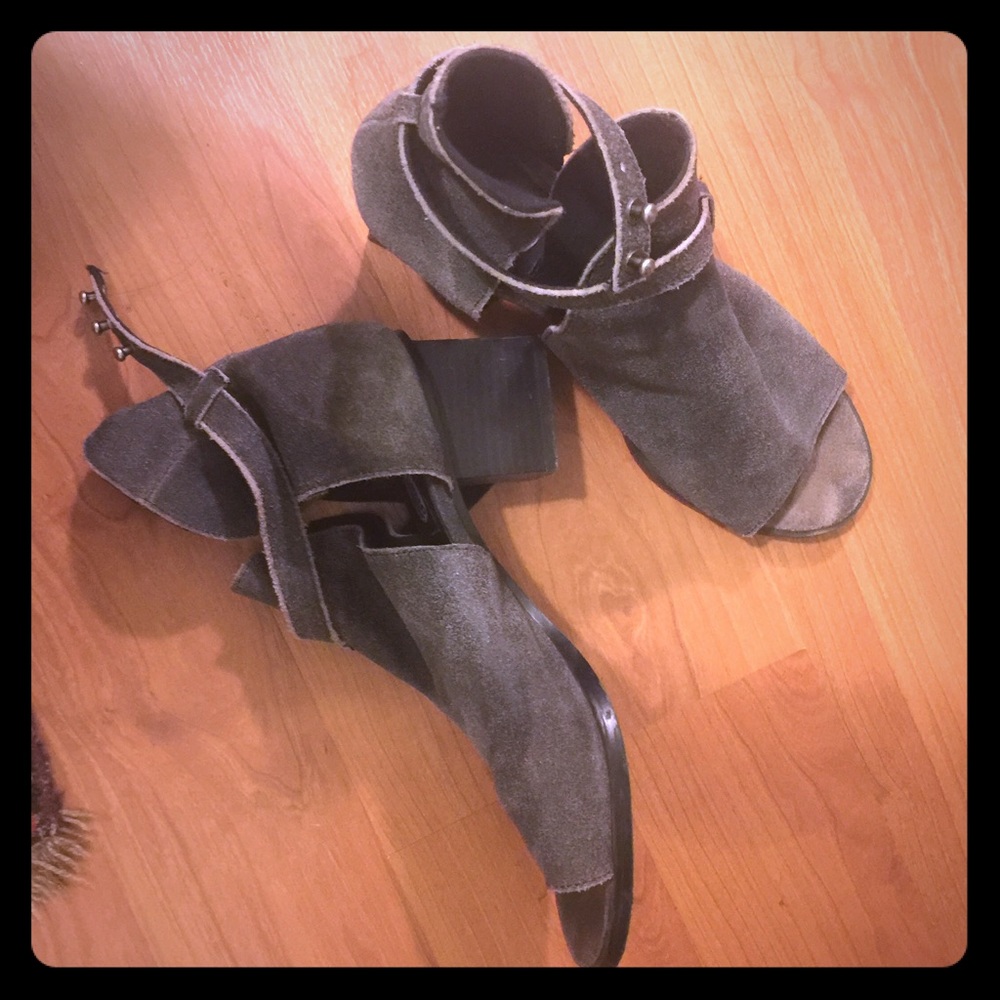 Cheap Monday Kloss Horse