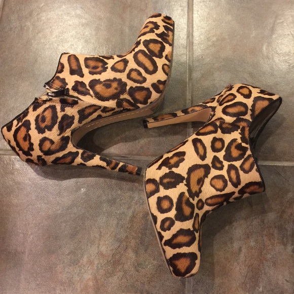 Sam Edelman Shoes - SAM EDELMAN "RIA" NWOB Leopard Calf Fur Booties