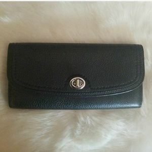 NEVER USEDPARK LEATHER TURNLOCK ENVELOPE WALLET