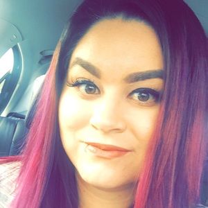 Meet your Posher, Lindsey