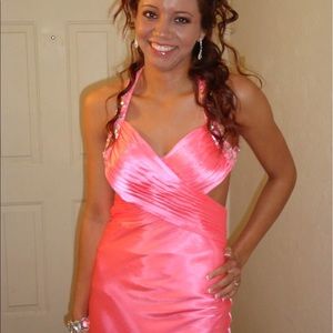 Stunning formal dress,beautiful , like new .