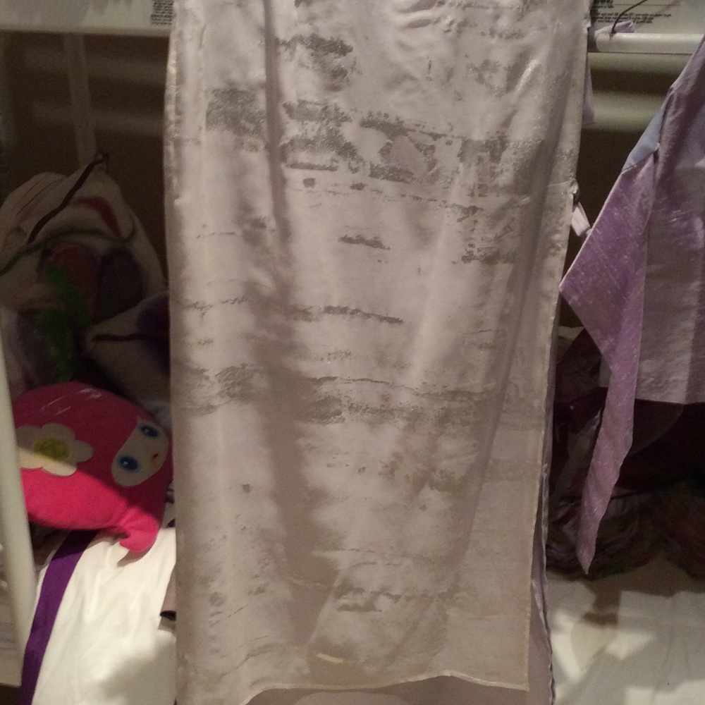 NEW skirt and silk silk top with tie back in lilac