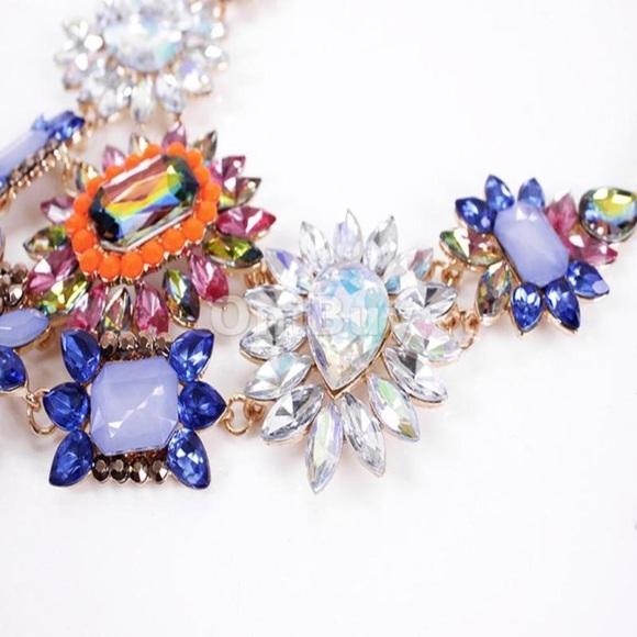 Women Crystal Gemstone Flower Floral Statement - Picture 4 of 4