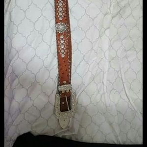 Women's belt