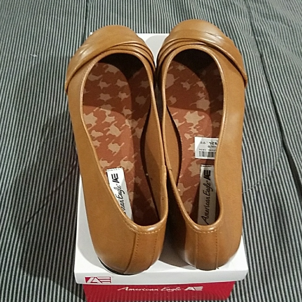 Women's flats
