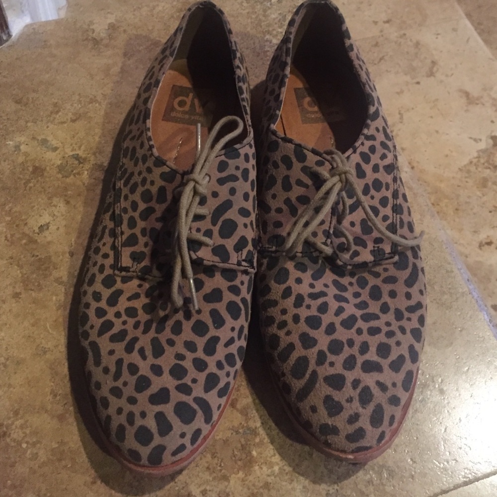Leopard oxfords