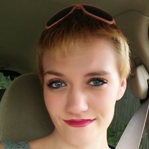 Meet your Posher, Lela