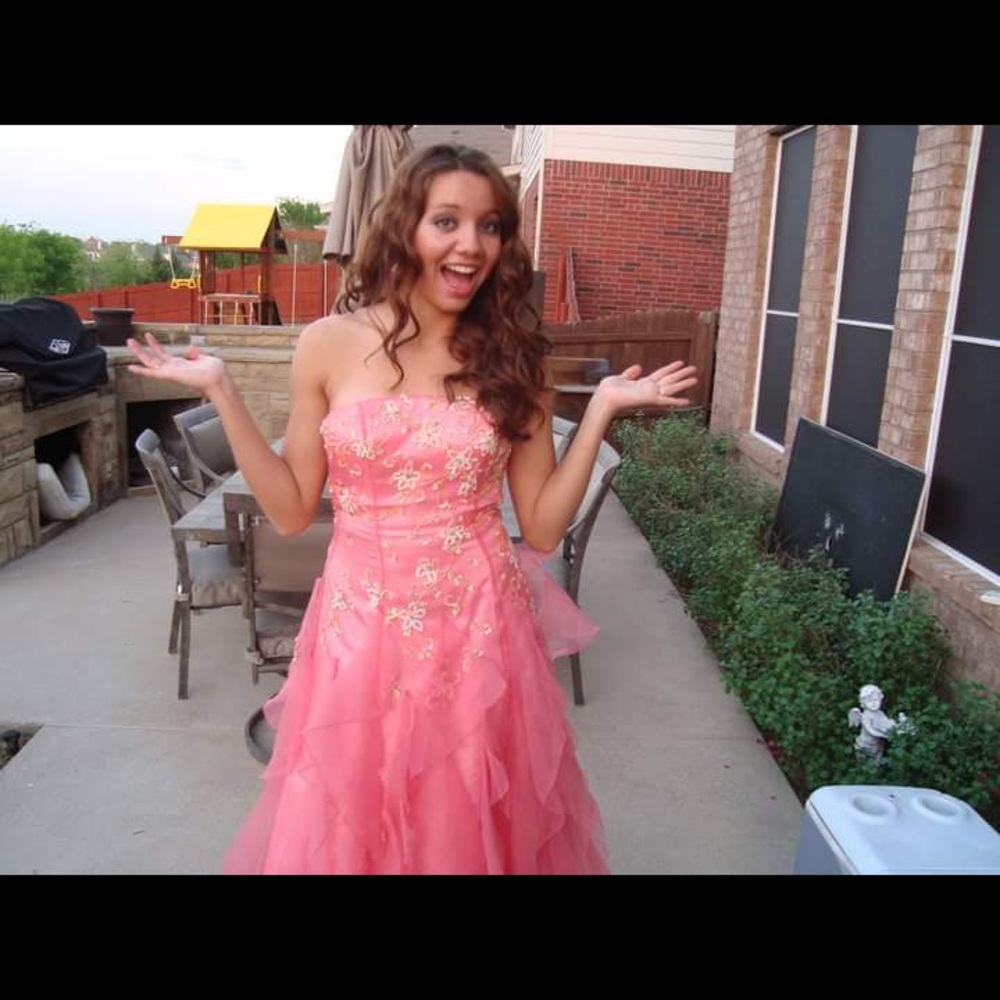 Beautiful Pink apricot formal dress size 2