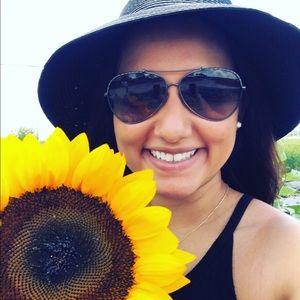 Meet your Posher, Krissy