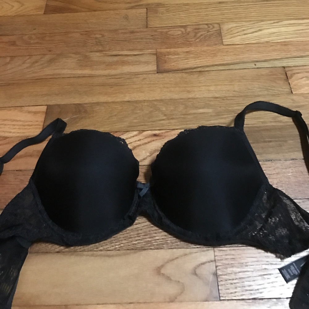 VS Bra