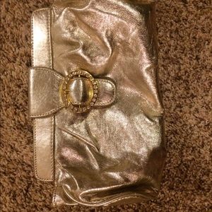 Gold clutch