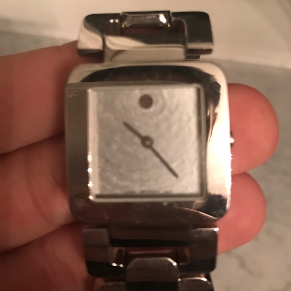 Authentic movado women's watch Swiss made - Picture 2 of 3