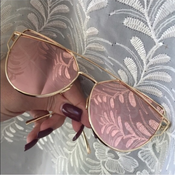 🏜Desert Rose🌹Mirror Lens CrossWire CASE INCLUDED - Picture 4 of 4