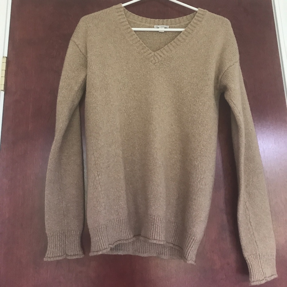 Gap Sweater