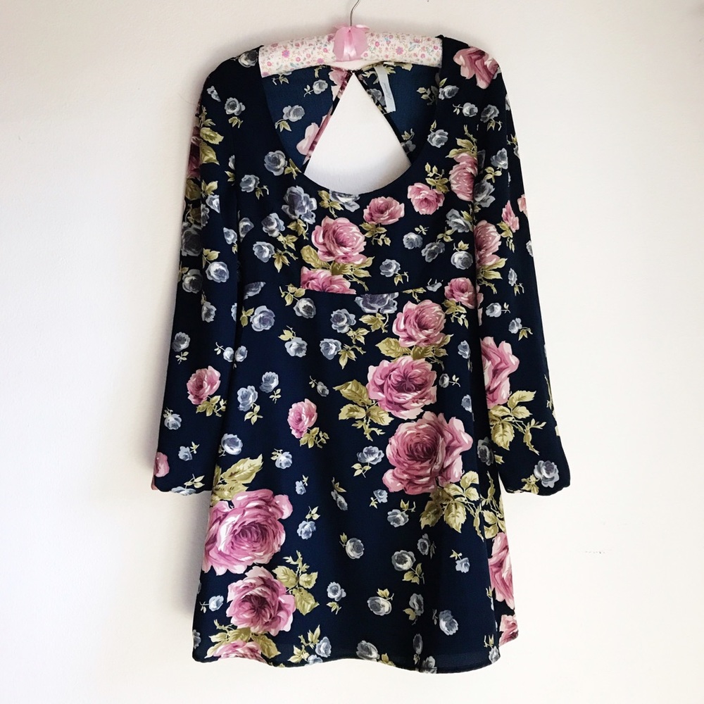 Ref x UO Open Back Babydoll Dress