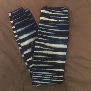 Nike dry-fit workout leggings