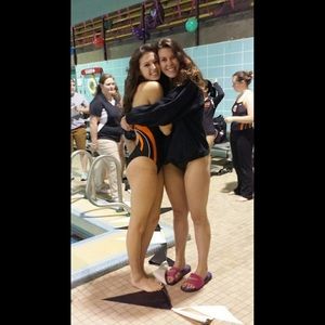 Meet your Posher, Sierra