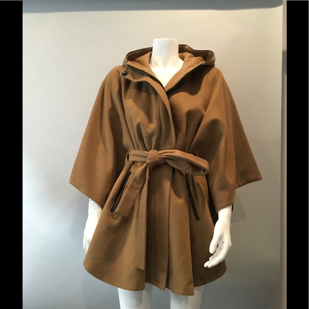 NEW Coat/Jacket