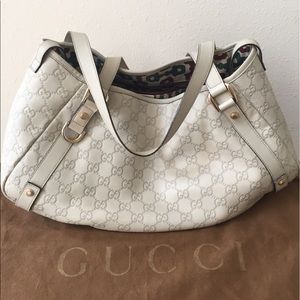 Guccisimo hobo ivory