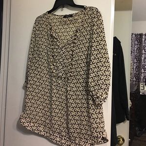 Horseshoe design blouse