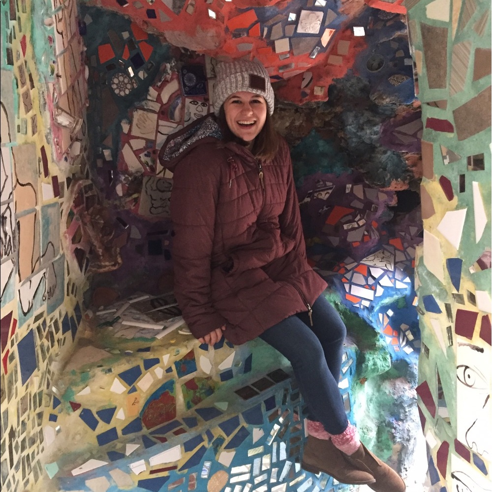 Meet your Posher, Emily