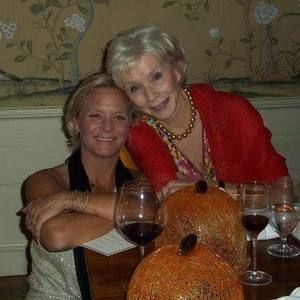 Meet your Posher, Deedee