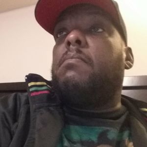 Meet your Posher, Derrick