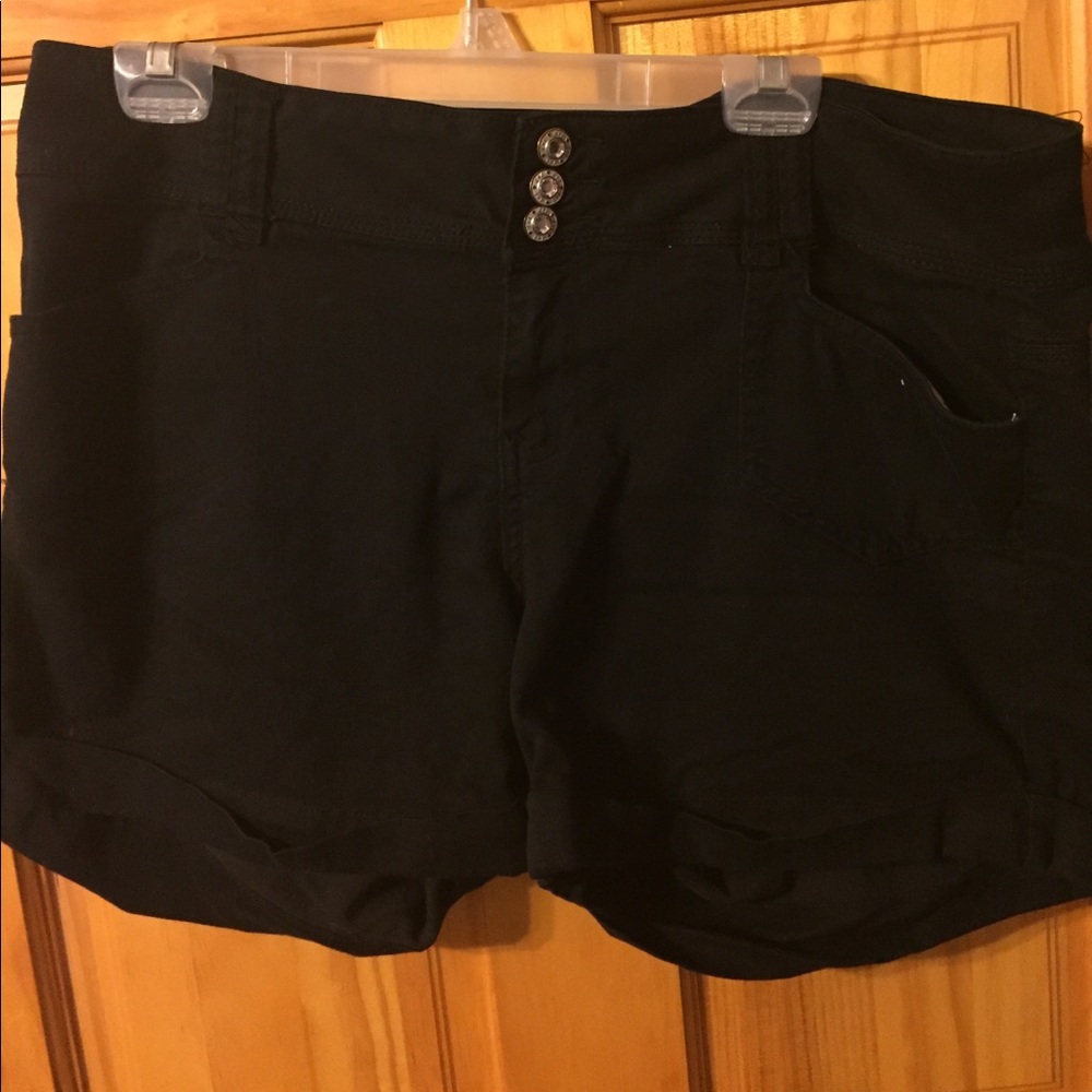 Debs (Debshops) Black 3 Button Shorts