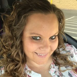 Meet your Posher, Tabitha