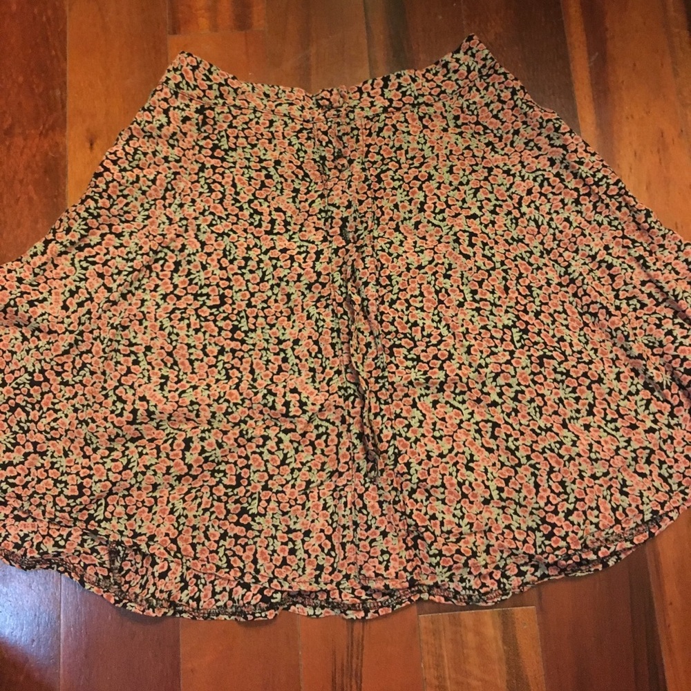 Brandy Melville skirt