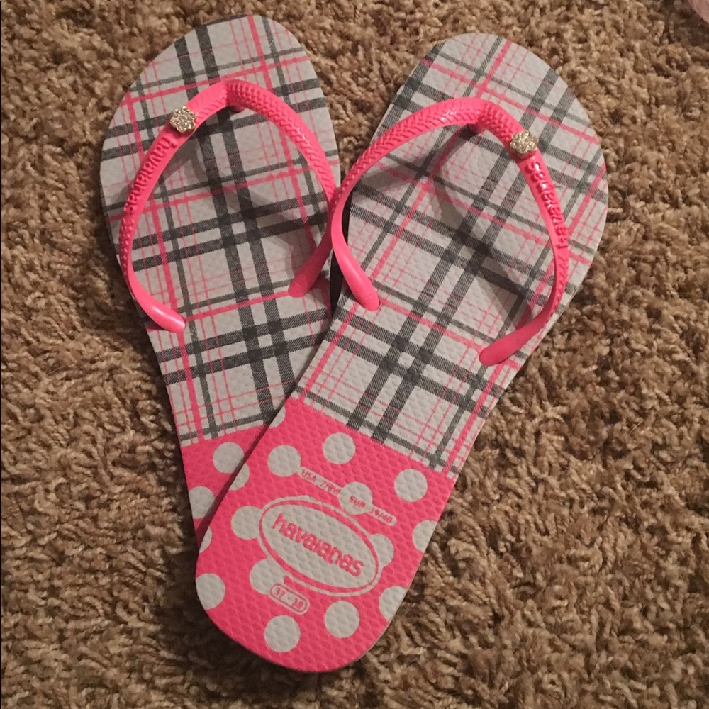Pink, grey, and plaid havaianas, slim