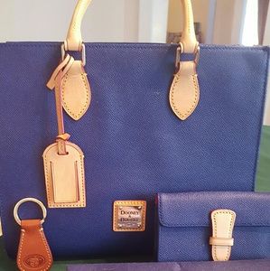 DOONEY NWOT BAG SM WALLET KEYRING