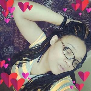 Meet your Posher, Olympia