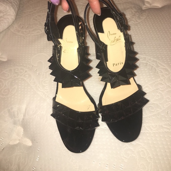 Louboutin miziggoo black spike heels - Picture 3 of 4