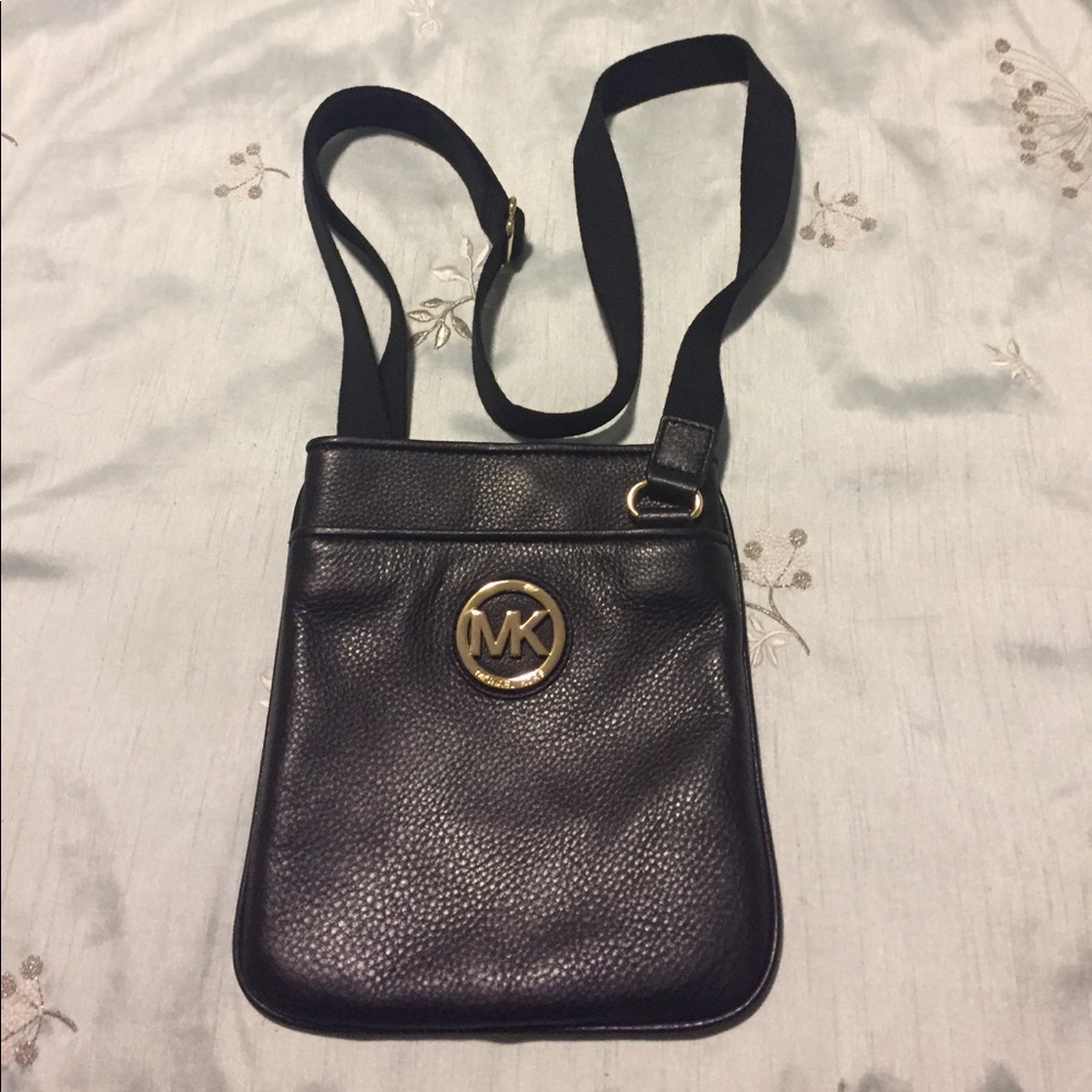 MK Crossbody bag
