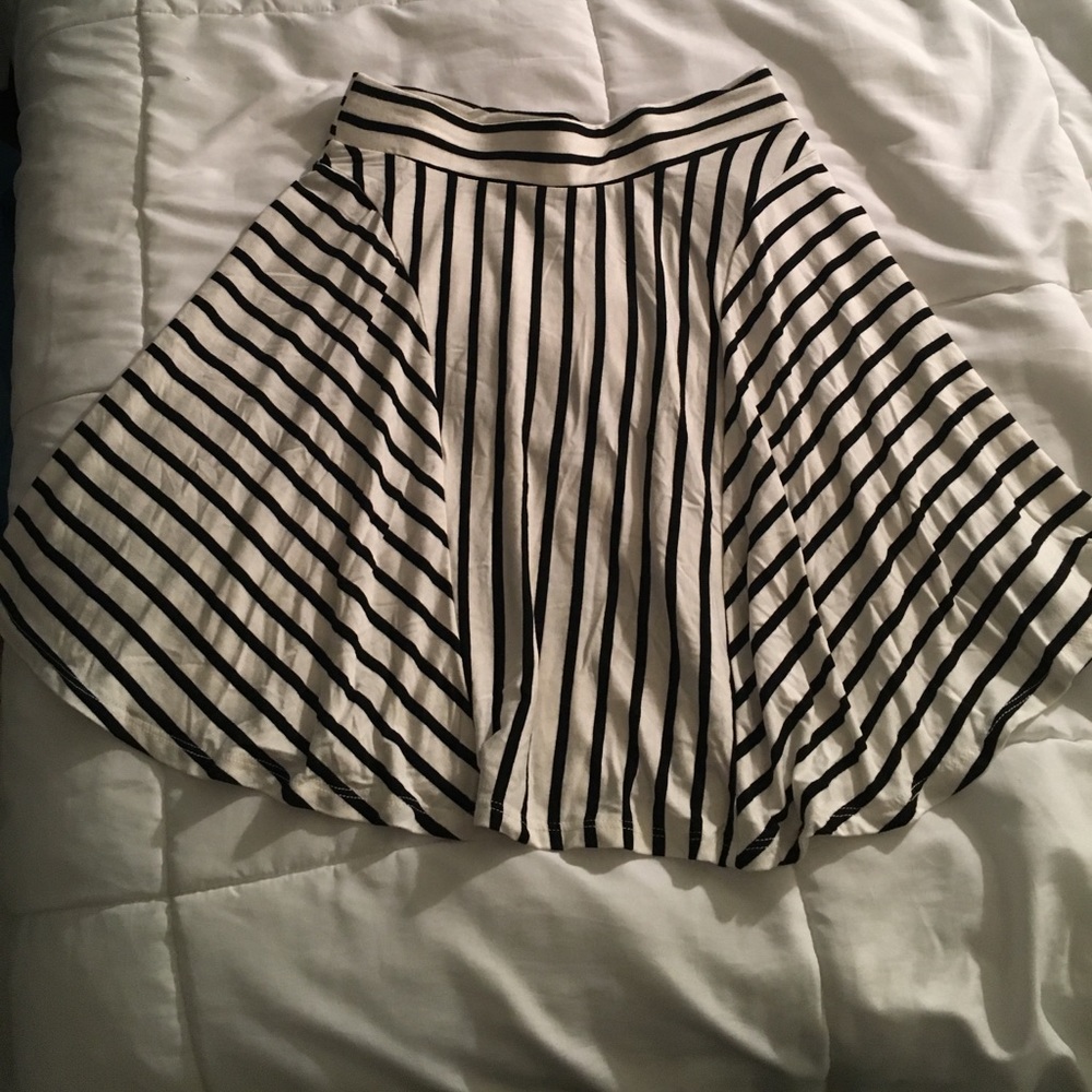 Striped skirt