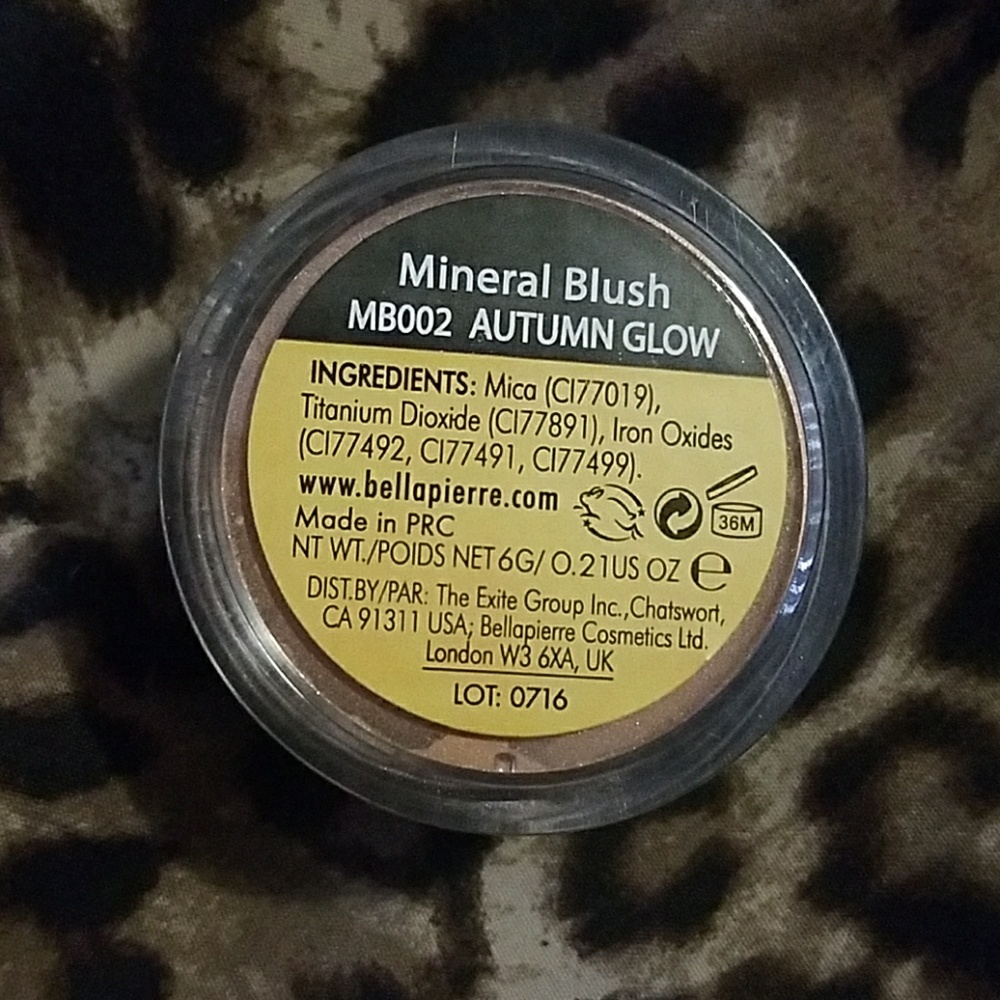 Makeup bundle - Picture 2 of 4