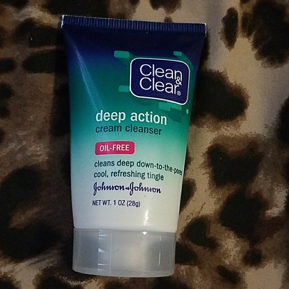 Makeup bundle - Picture 2 of 4