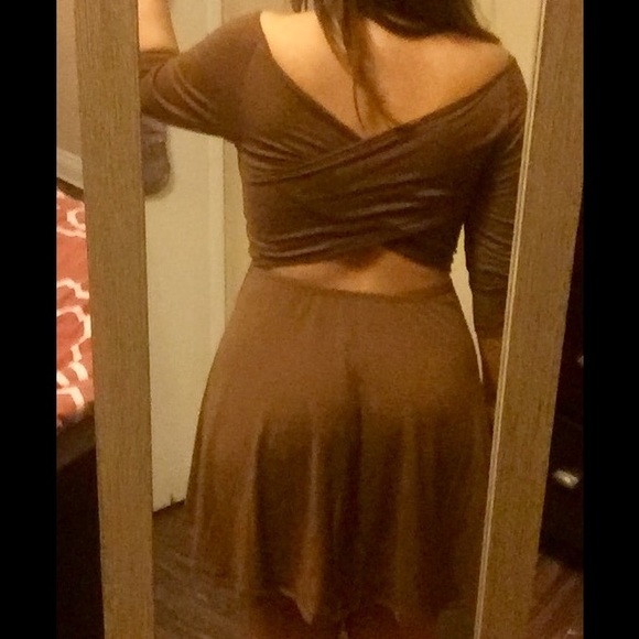 Cute brown long sleeve dress. - Picture 2 of 2