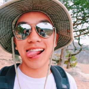 Meet your Posher, Lawrence