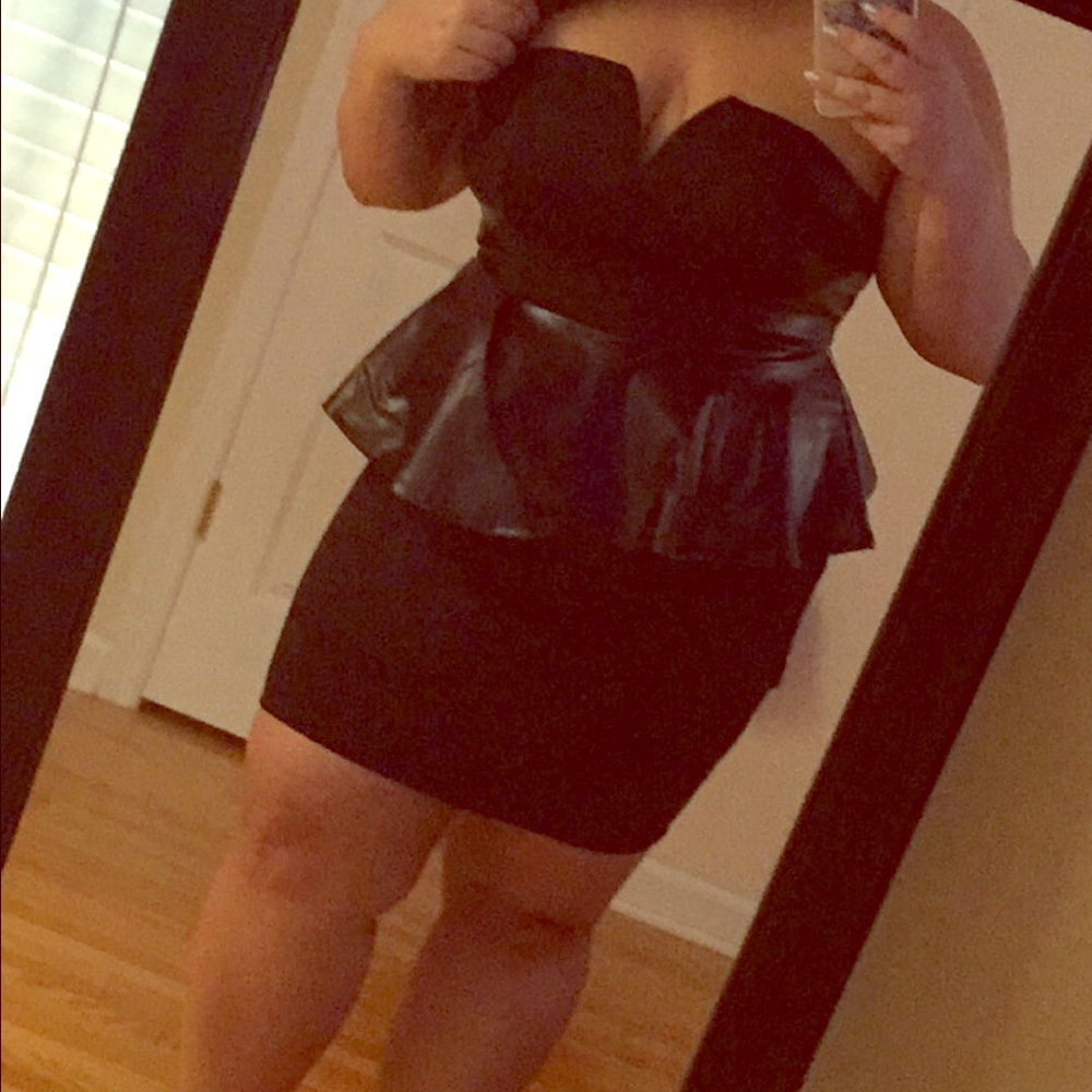Plus Size Sexy Little Black Dress!