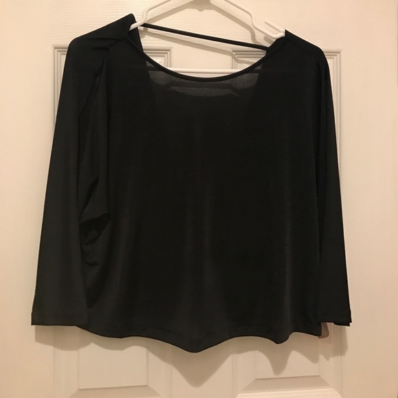 Forever 21 Tops - Forever 21 black slouchy top