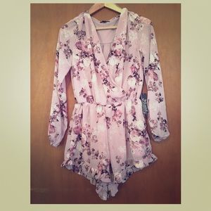 NEW Pink floral long sleeve romper