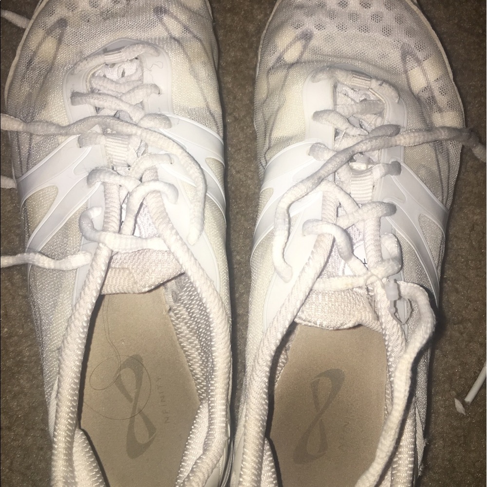 Nifity Cheer shoes