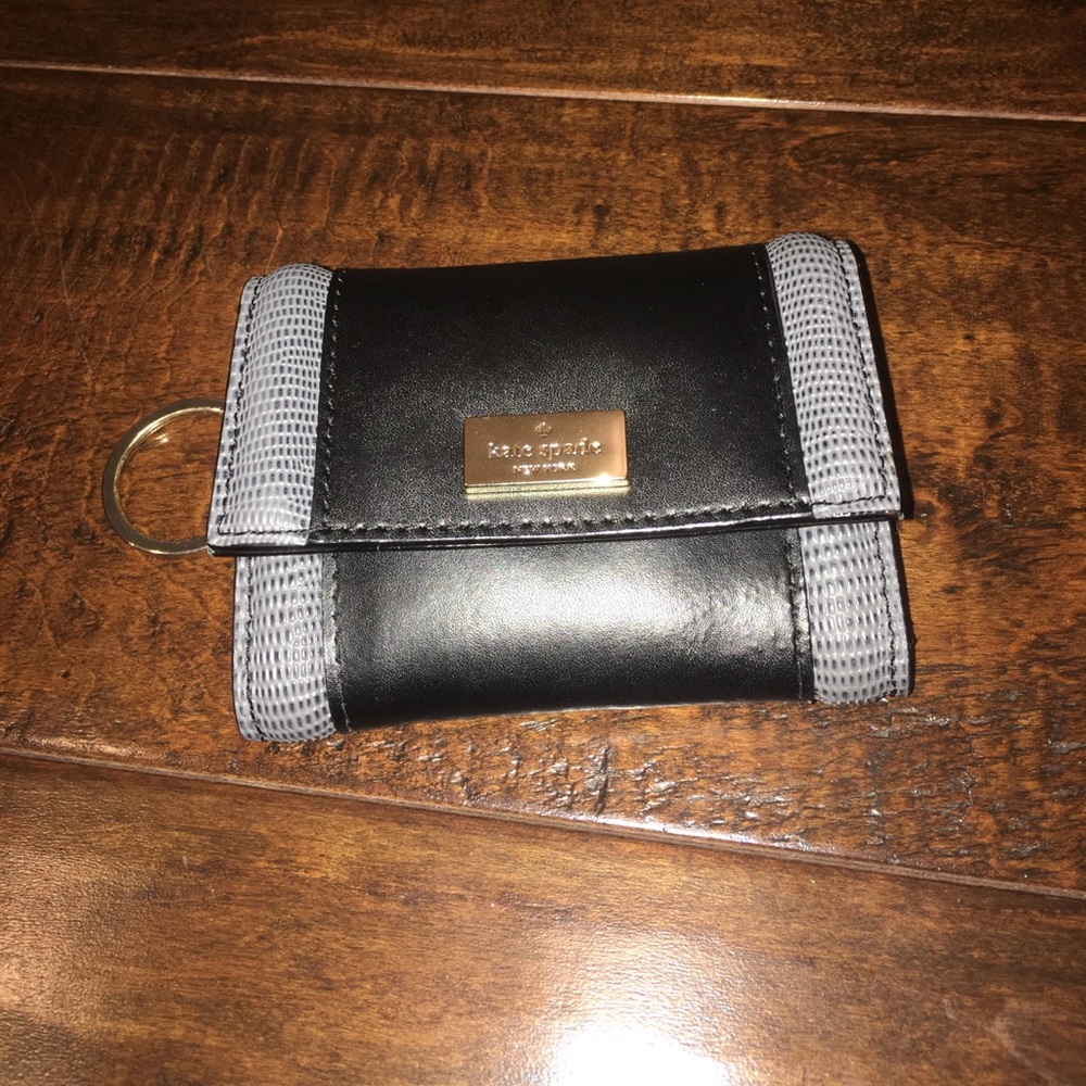 Kate Spade (outlet) wallet